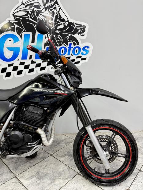 HONDA XR Tornado 250 , Foto 2