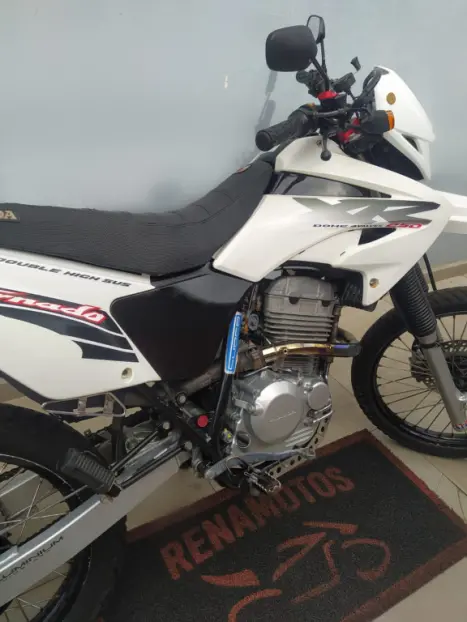 HONDA XR Tornado 250 , Foto 9