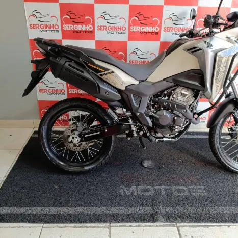 HONDA XRE 190 ABS, Foto 2