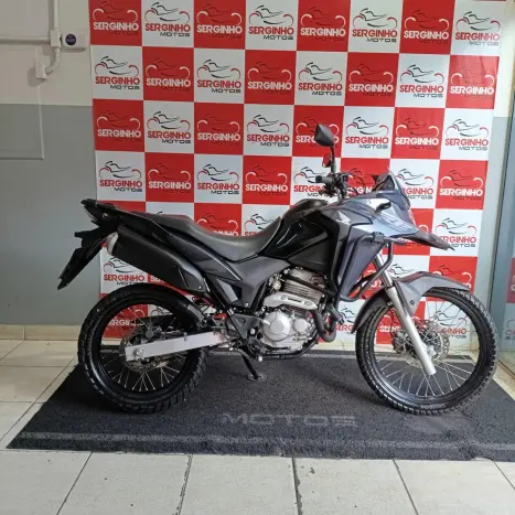 HONDA XRE 190 ABS, Foto 1