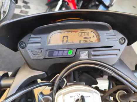 HONDA XRE 300 , Foto 13