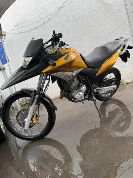 HONDA XRE 300 , Foto 1