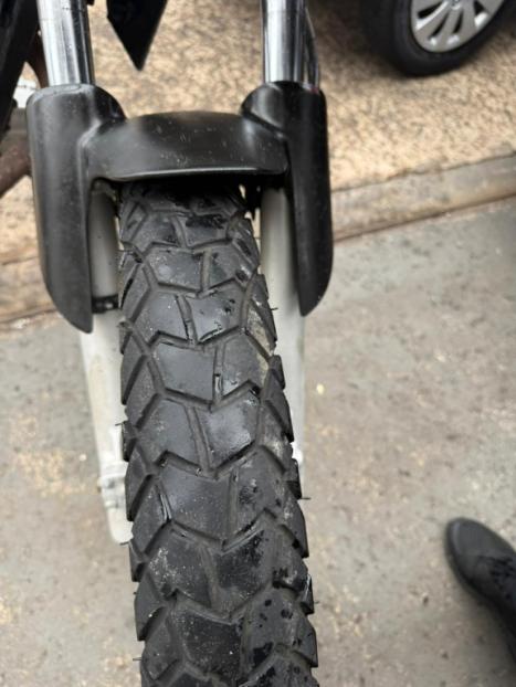 HONDA XRE 300 , Foto 5