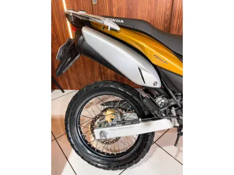 HONDA XRE 300 , Foto 8