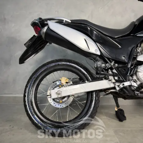 HONDA XRE 300 , Foto 2