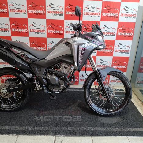 HONDA XRE 300 , Foto 2