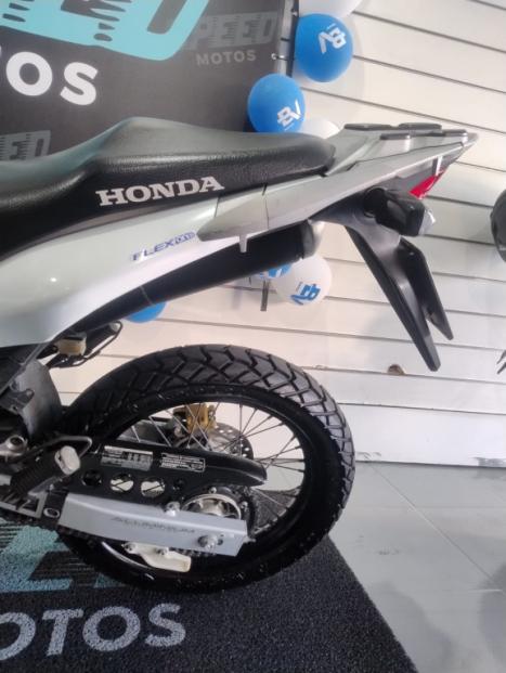 HONDA XRE 300 , Foto 11