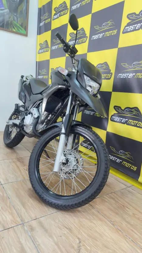 HONDA XRE 300 , Foto 3