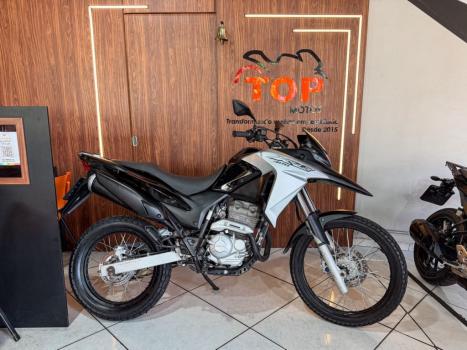 HONDA XRE 300 , Foto 1