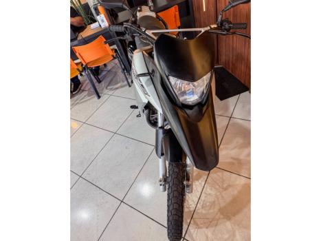 HONDA XRE 300 , Foto 4