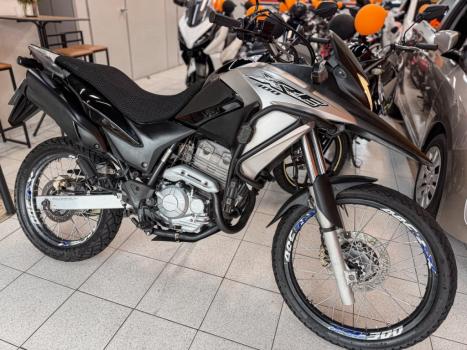 HONDA XRE 300 , Foto 3