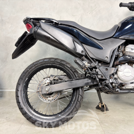 HONDA XRE 300 , Foto 2