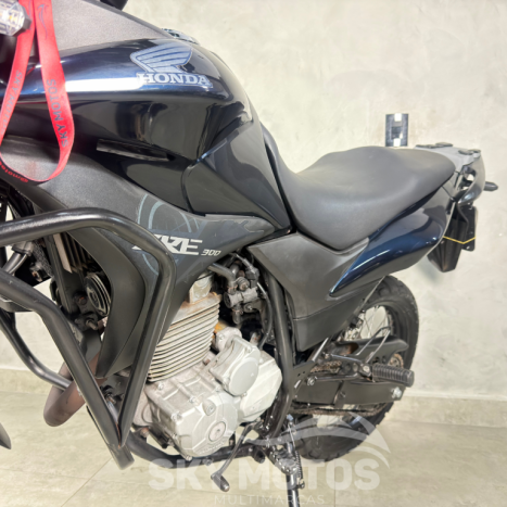 HONDA XRE 300 , Foto 15