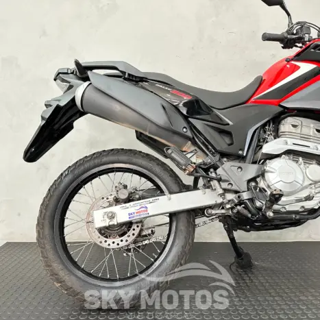 HONDA XRE 300 ABS, Foto 2