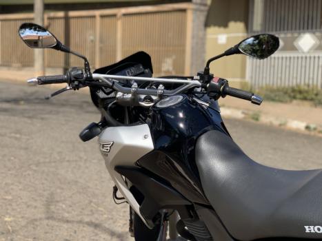 HONDA XRE 300 ABS, Foto 8 HONDA XRE 300 ABS, Foto 8