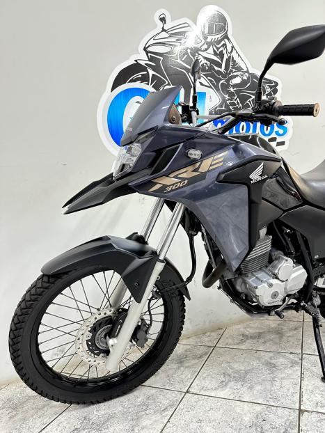 HONDA XRE 300 ABS, Foto 6