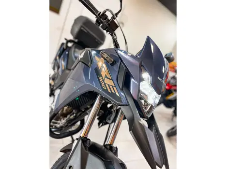 HONDA XRE 300 ABS, Foto 6
