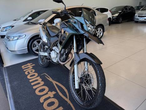 HONDA XRE 300 ABS, Foto 2