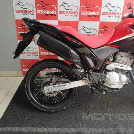 HONDA XRE 300 ABS, Foto 3