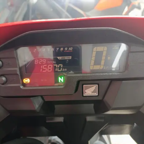 HONDA XRE 300 ABS, Foto 6