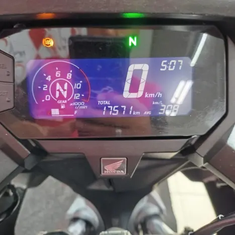 HONDA XRE 300 ABS, Foto 3