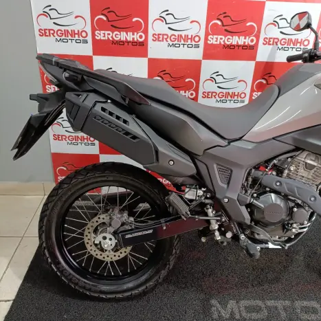 HONDA XRE 300 ABS, Foto 4