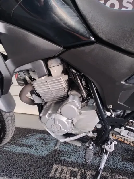HONDA XRE 300 ABS, Foto 6