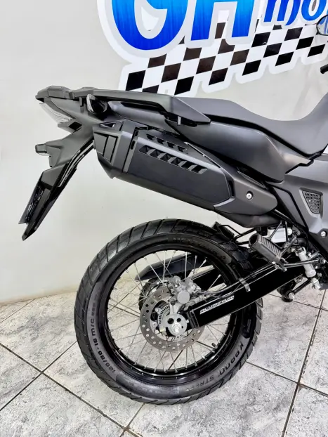 HONDA XRE 300 ABS, Foto 4