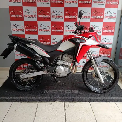 HONDA XRE 300 ABS, Foto 1