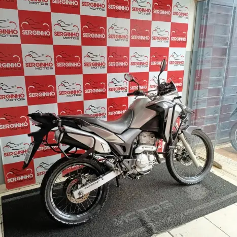 HONDA XRE 300 ABS, Foto 2