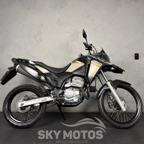 HONDA XRE 300 ABS, Foto 1