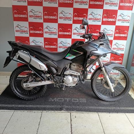 HONDA XRE 300 ABS, Foto 1