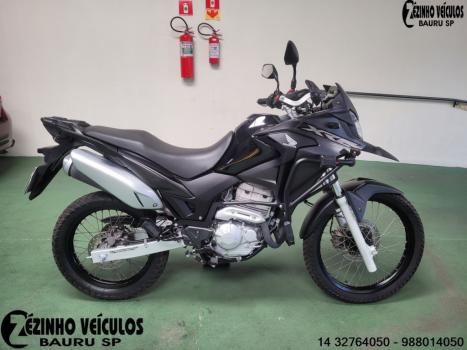 HONDA XRE 300 ABS, Foto 1