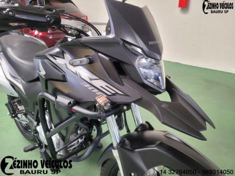 HONDA XRE 300 ABS, Foto 3