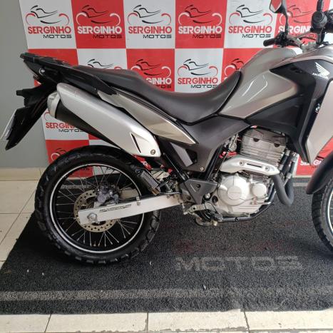 HONDA XRE 300 ABS, Foto 2