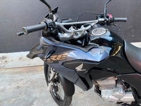 HONDA XRE 300 ABS, Foto 8