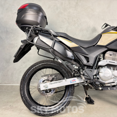 HONDA XRE 300 ABS, Foto 2