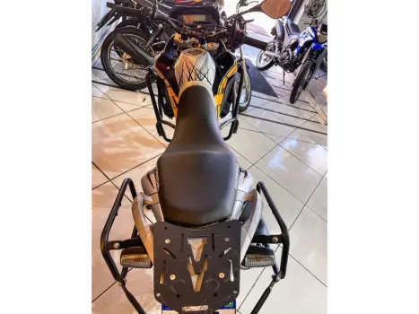 HONDA XRE 300 ADVENTURE, Foto 9