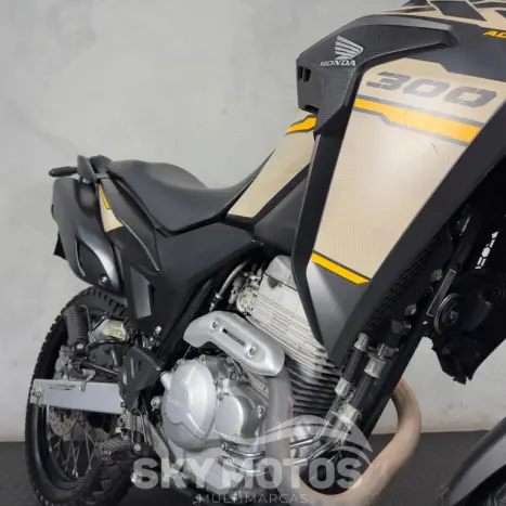 HONDA XRE 300 ADVENTURE, Foto 6
