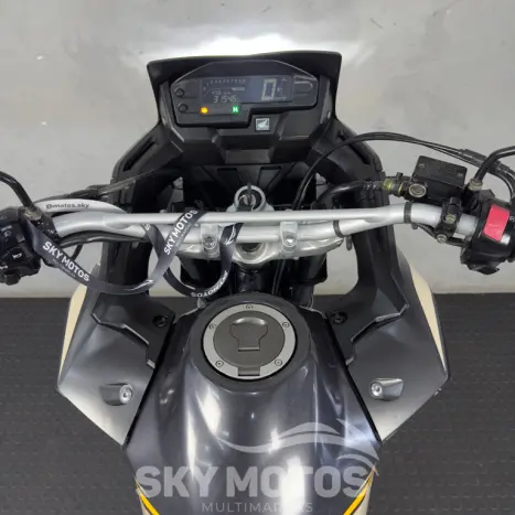 HONDA XRE 300 ADVENTURE, Foto 9