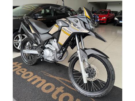 HONDA XRE 300 ADVENTURE, Foto 1
