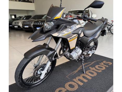 HONDA XRE 300 ADVENTURE, Foto 2