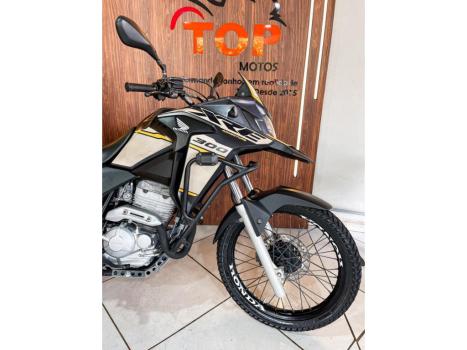 HONDA XRE 300 ADVENTURE, Foto 2