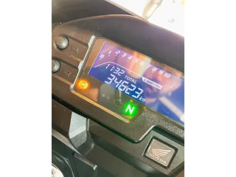 HONDA XRE 300 ADVENTURE, Foto 9