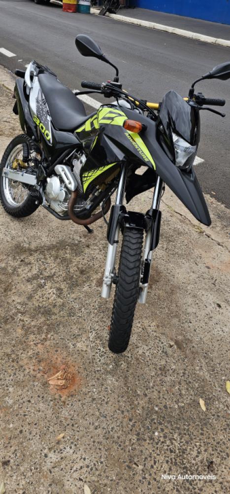 HONDA XRE 300 ADVENTURE, Foto 13