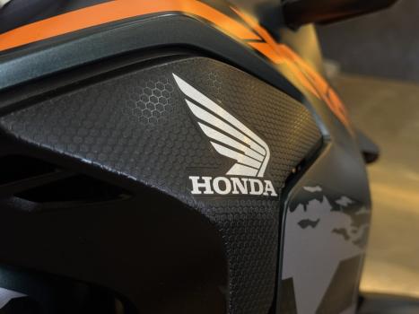 HONDA XRE 300 ADVENTURE, Foto 4