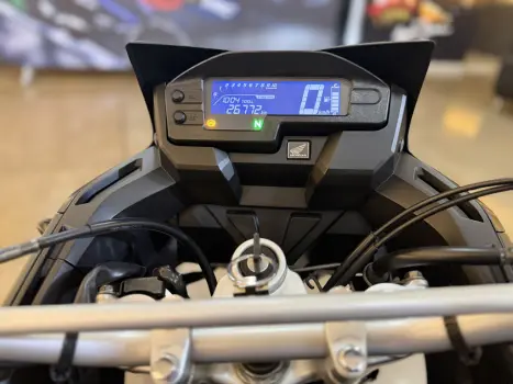 HONDA XRE 300 ADVENTURE, Foto 4
