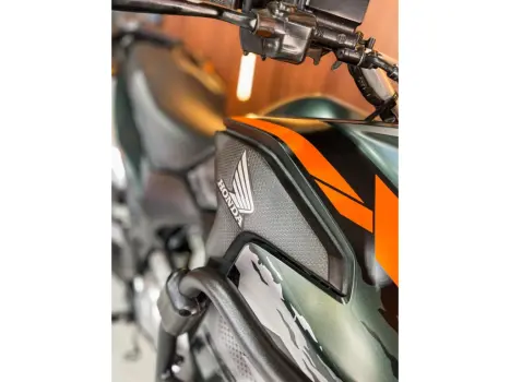 HONDA XRE 300 ADVENTURE, Foto 10
