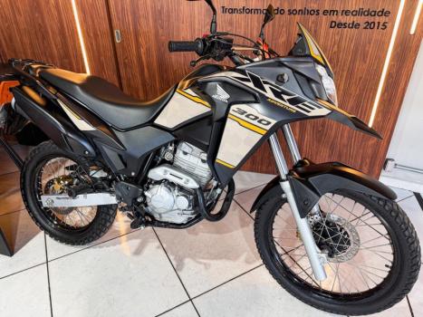 HONDA XRE 300 ADVENTURE, Foto 3