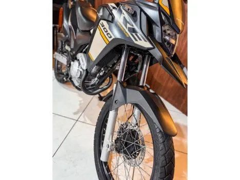 HONDA XRE 300 ADVENTURE, Foto 7